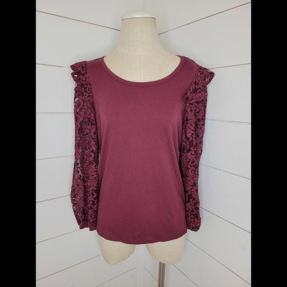 Pioneer Woman small burgundy top with lace long sleeves
